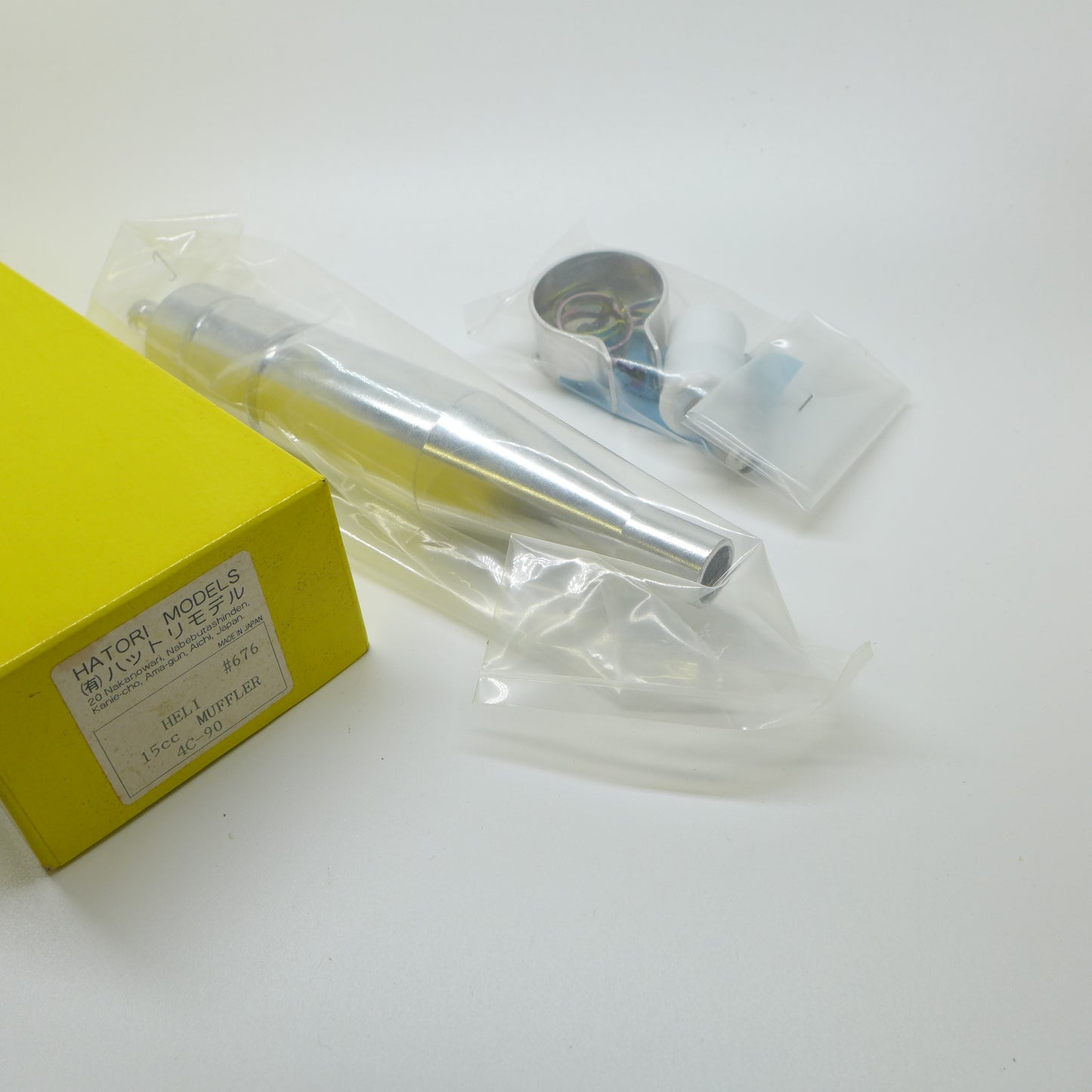 Hatori Schalldämpfer / Resorohr #676 15CC 4C-90 Muffler (Made in Japan)